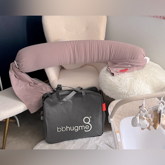 Bbhugme pregnancy pillow - Picture 7 of 13
